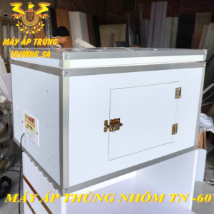 máy ấp trứng